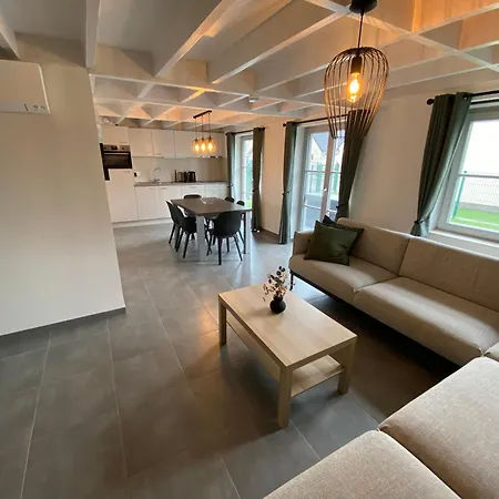 2wh3 Vakantiehuis 6 Pers + Tuin * كوكسيجدي