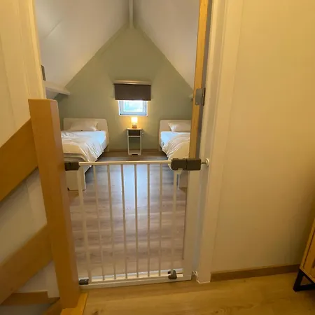 2wh3 Vakantiehuis 6 Pers + Tuin Vakantiehuis *